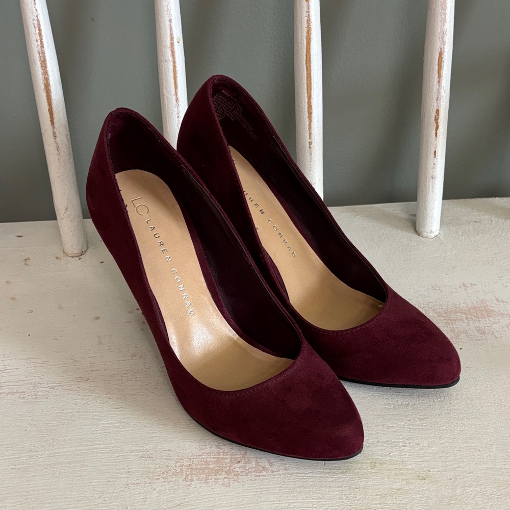LC Lauren Conrad Women's Burgundy Suede Heels